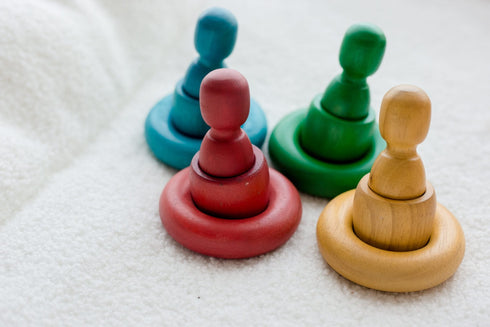 QTOYS - Rainbow People, Cups and Rings